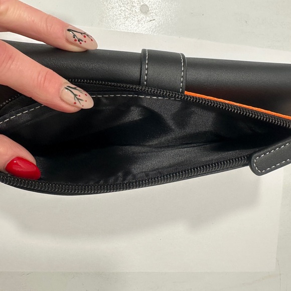 Harley-Davidson Black Wallet with Embossed Logo - Picture 2 of 5